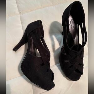 Simply Vera Vera Wang Womens Size 8 Heels